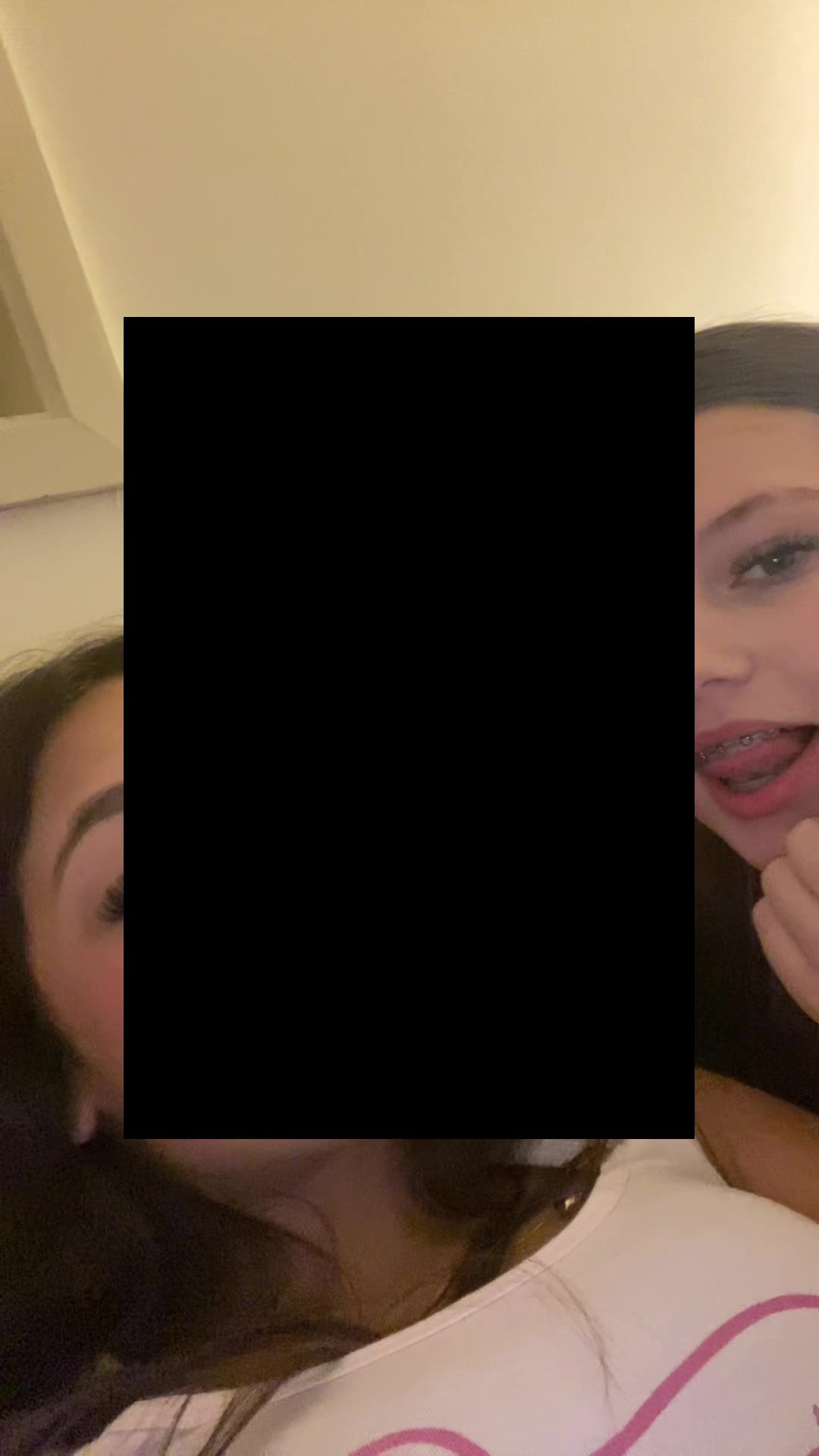 @✂️👯&zwj;♀️
