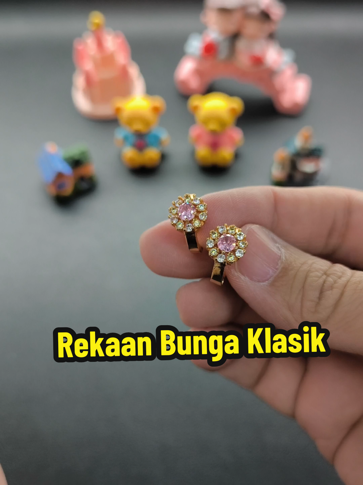 @FashionForUshop