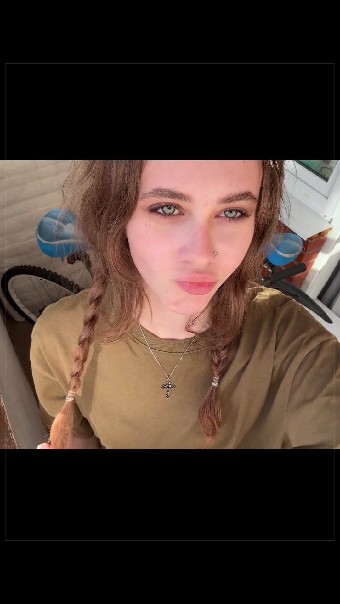 @lisà f
