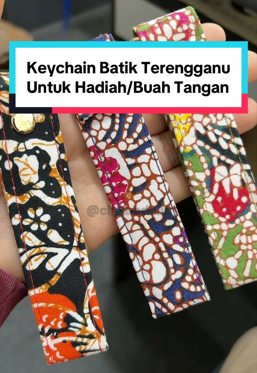 @CikZahDaily