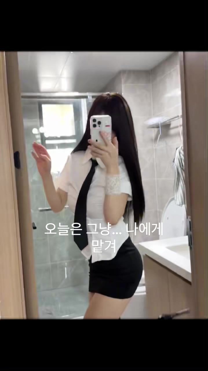 @๐ง๊ผฌ๋ง ์ ๋
๐ง