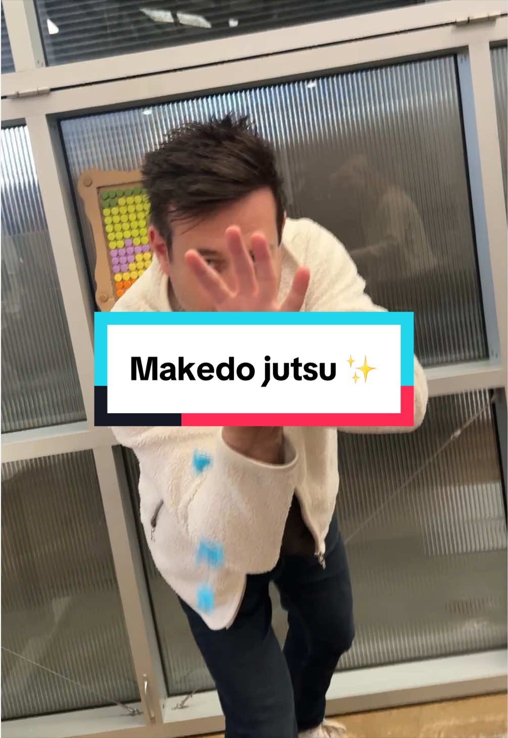 @Makedo
