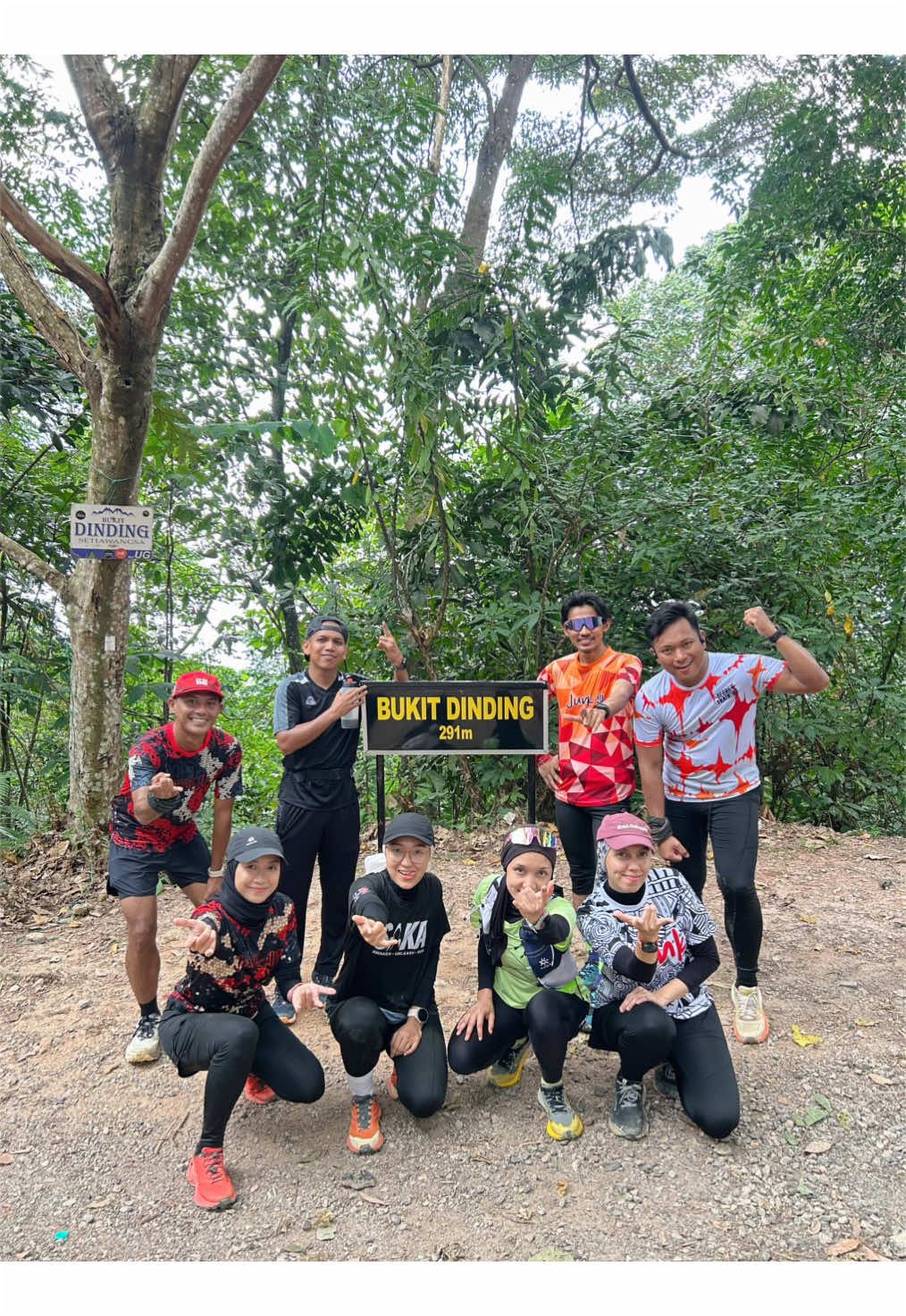 @N I E S A A 🐾