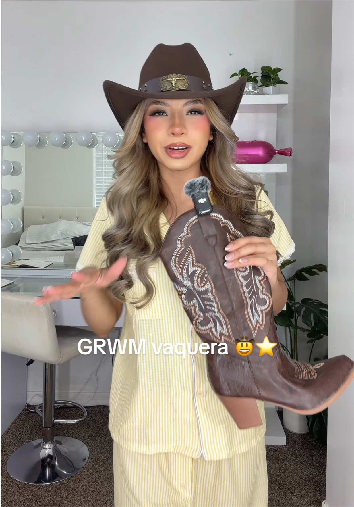 @Daisylemuss