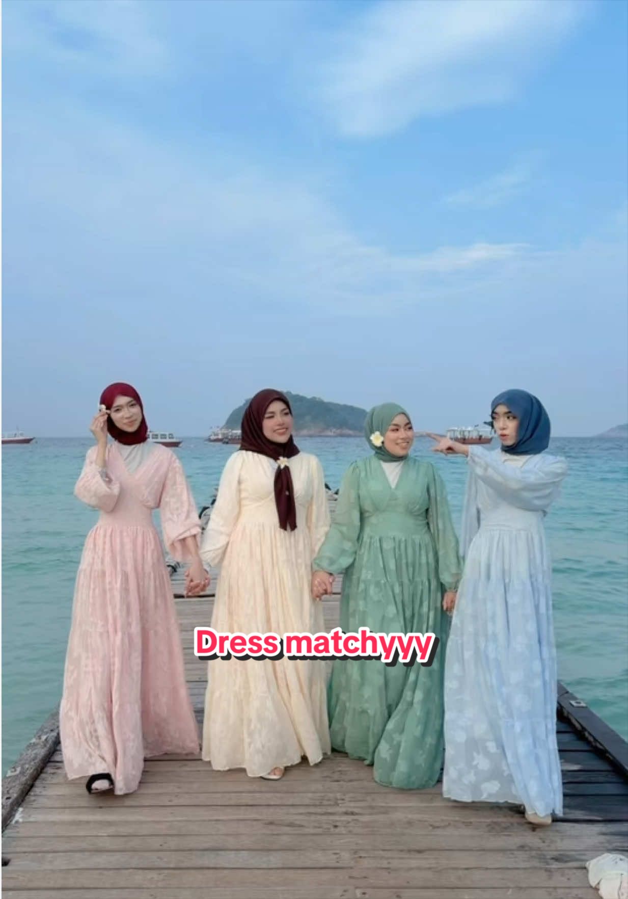 @Founder Hayda Scarf