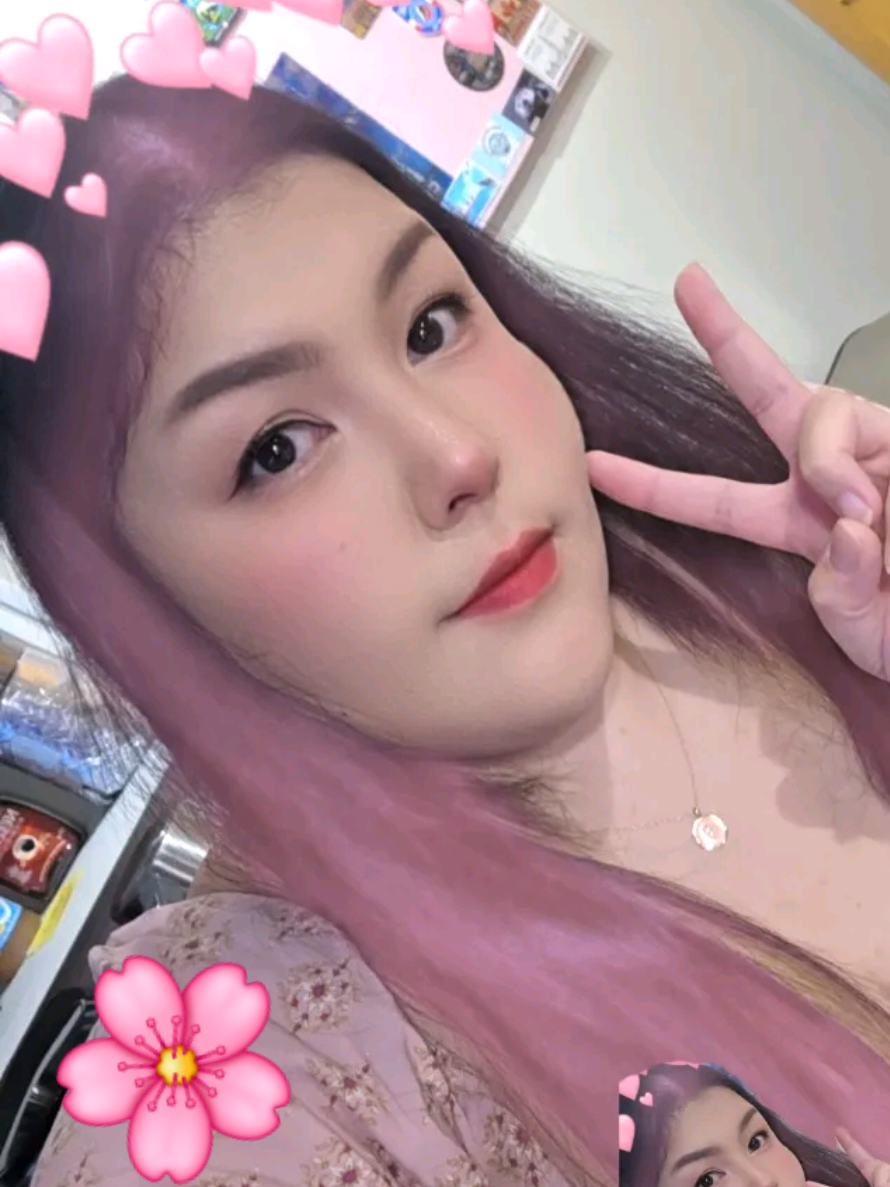 @Melanie โ๏ธ๐๐๐