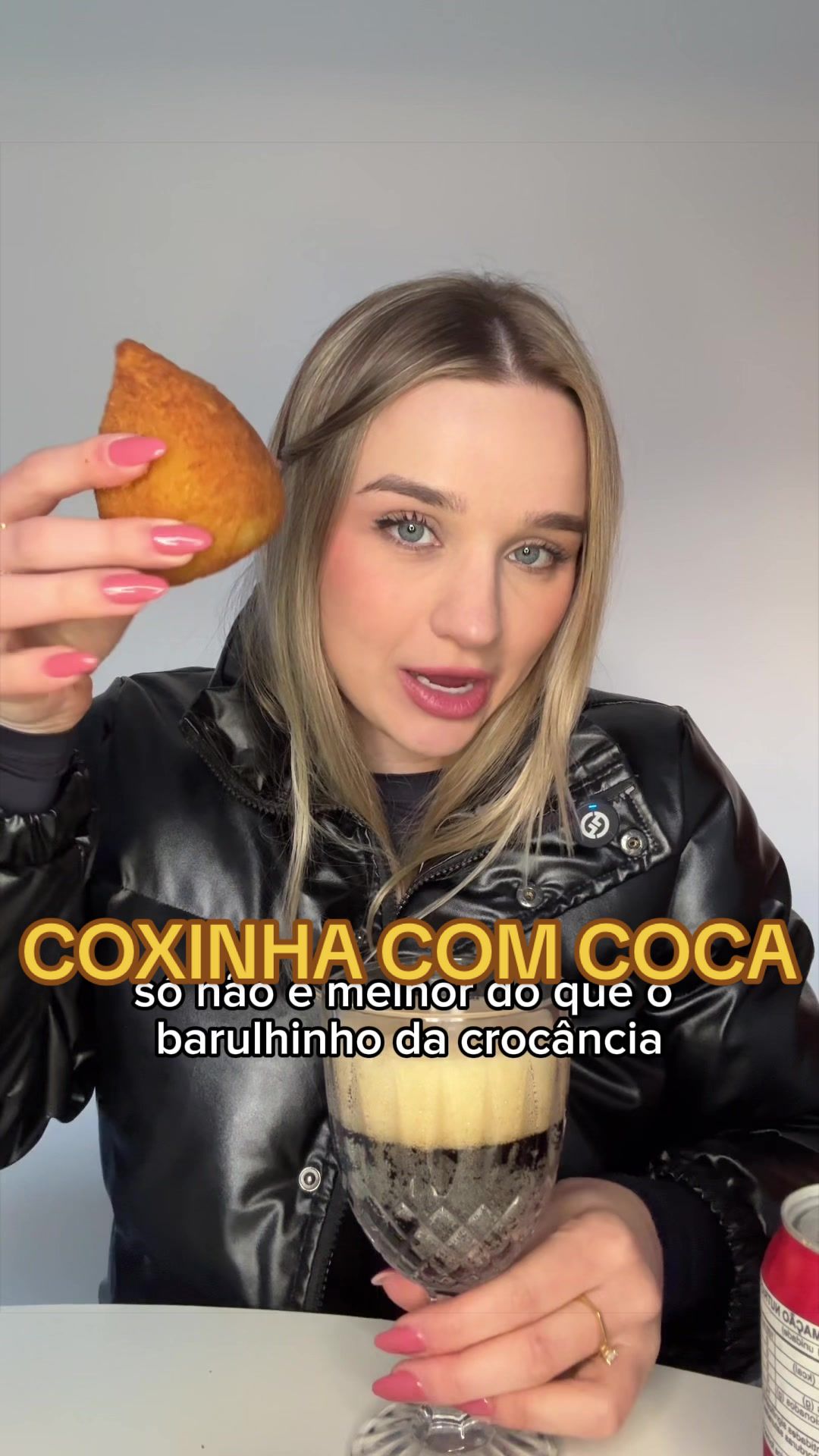 @Larissa 🍉 menina do RU