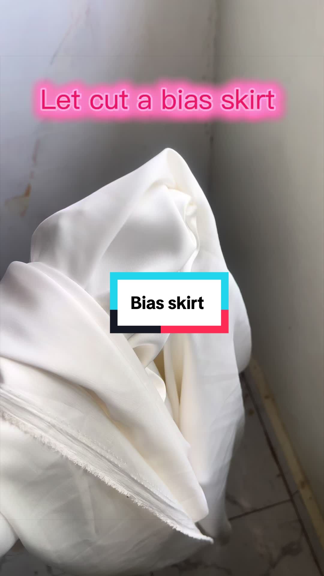 @ROSEANNE || SEWING CONTENT🧵🪡