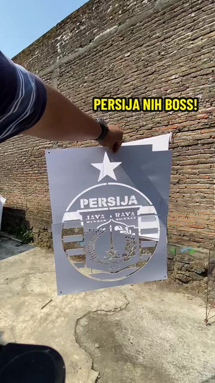 @CRASHHOOLS