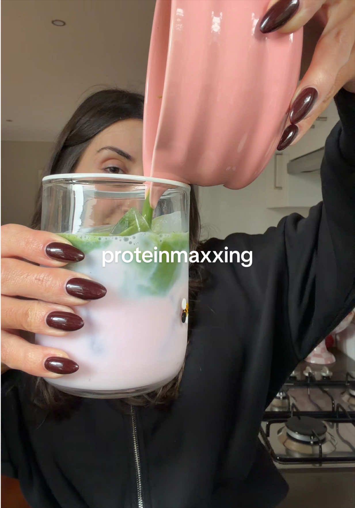 @adelemareee
