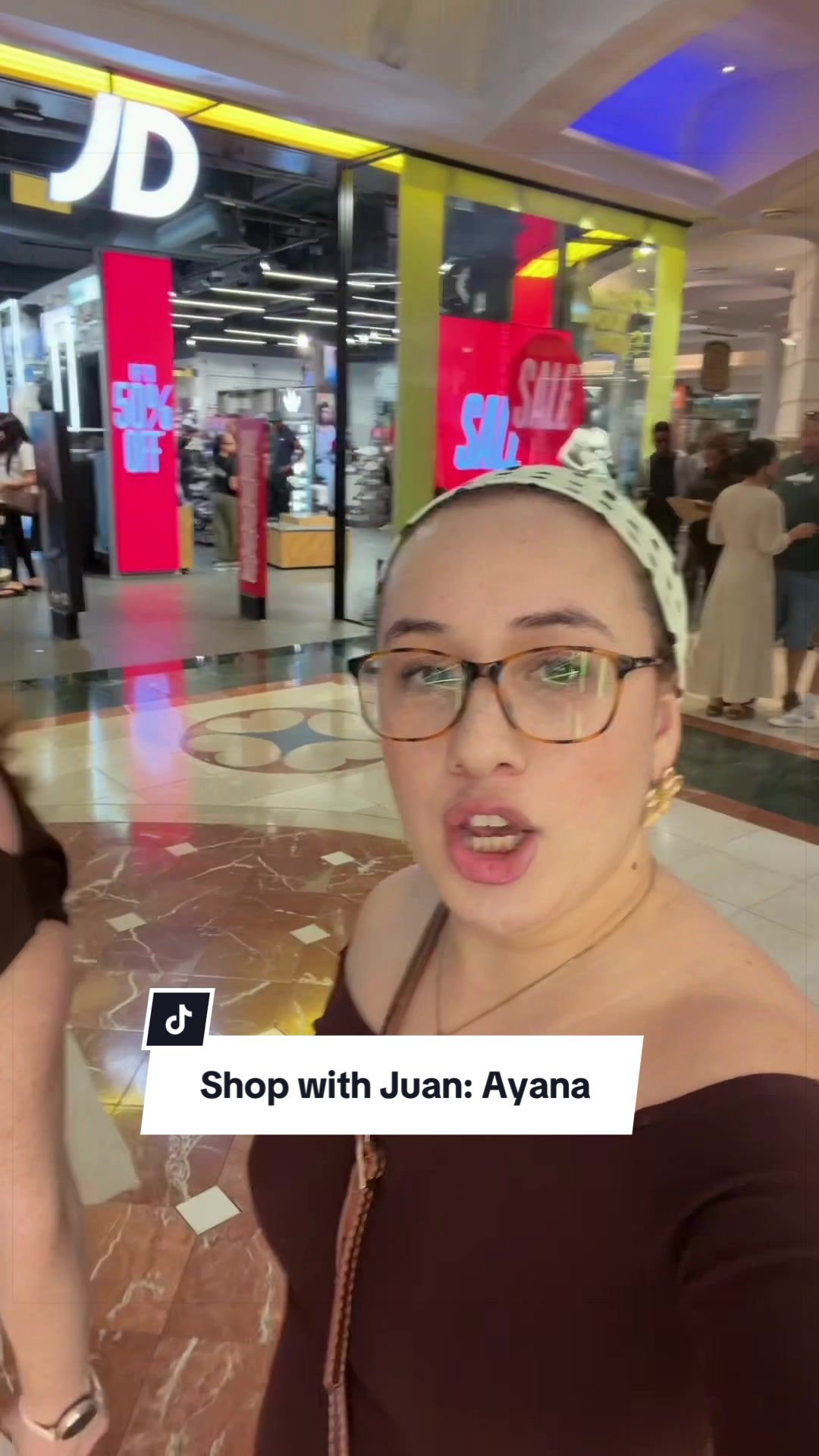 @Juanita | Travel + Lifestyle