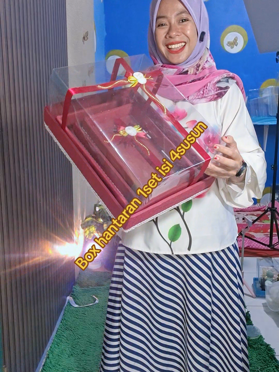 @Siti Fatimah|Gift Box