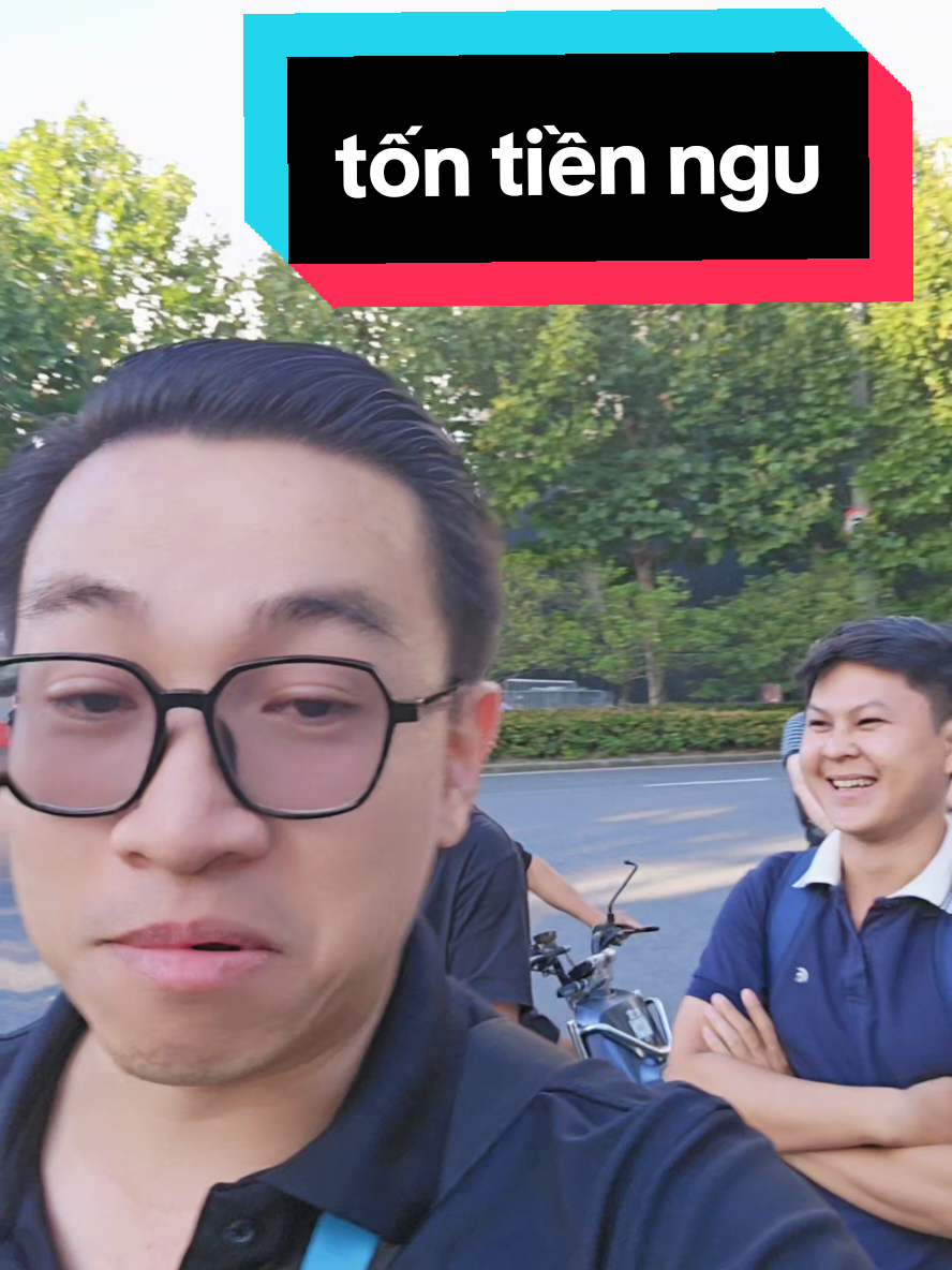 @THẰNG THỢ ĐỤNG