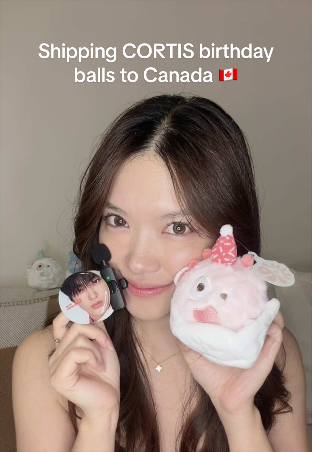 @clau | lipstick & lightsticks