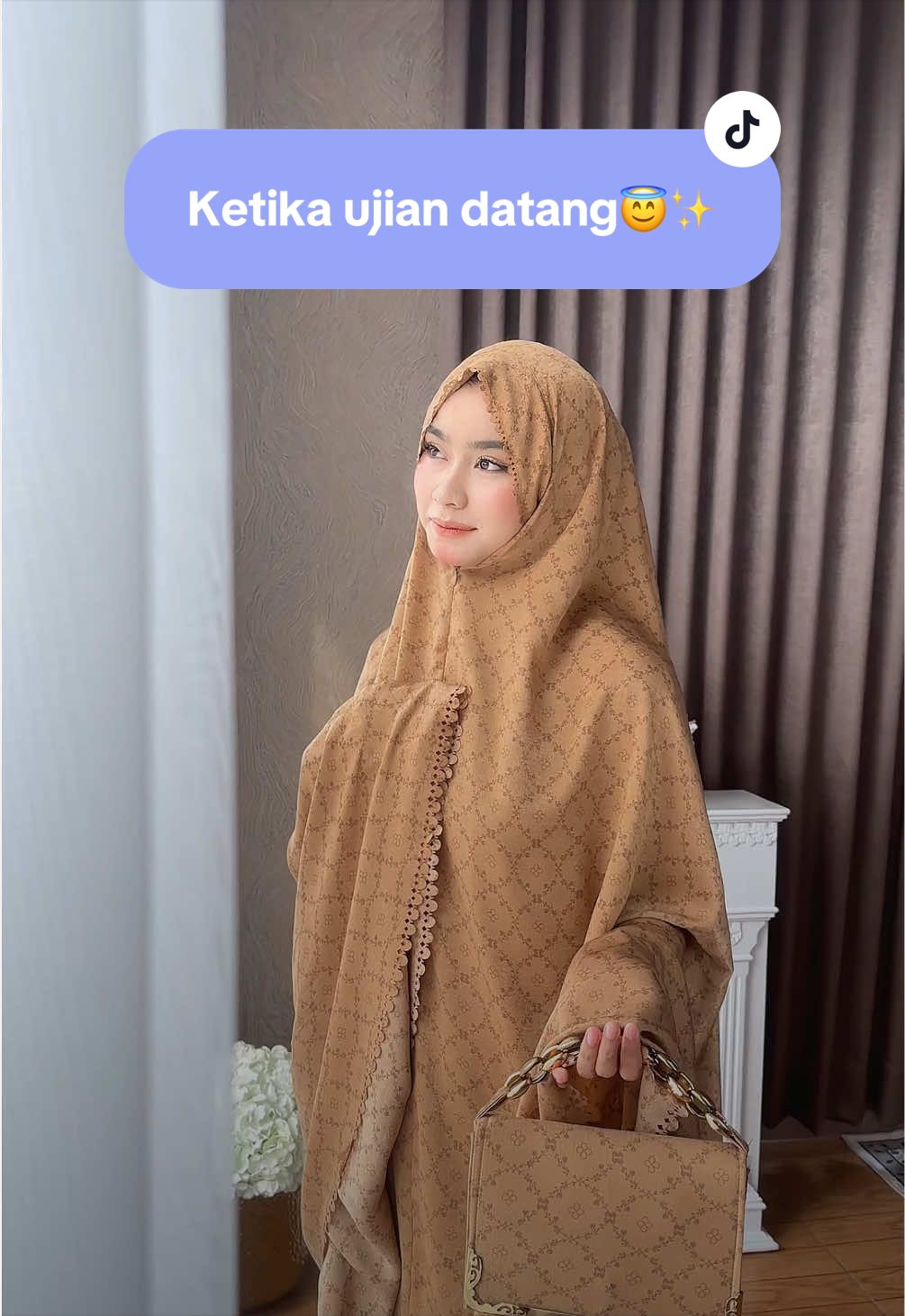 @Alluna