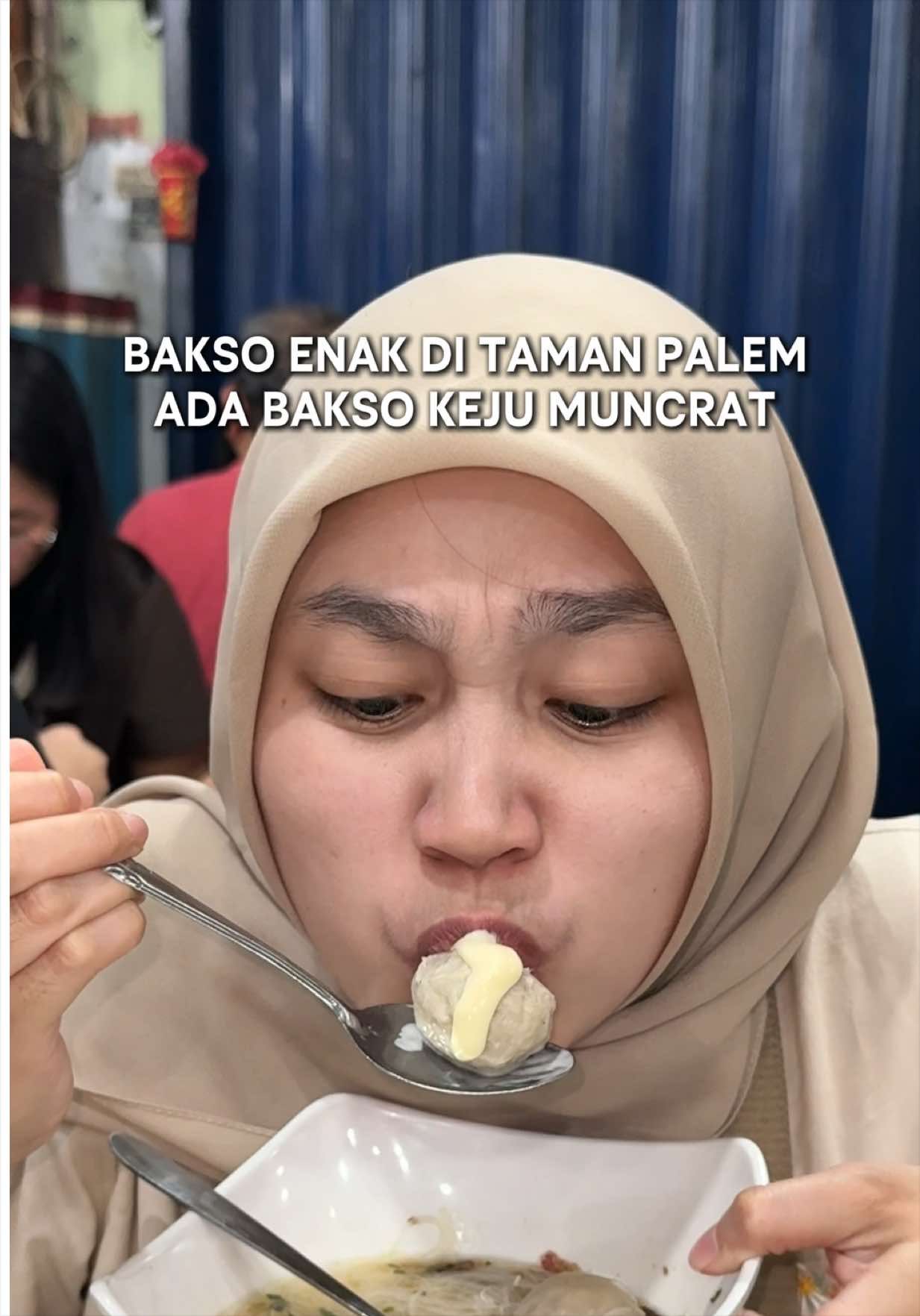 @makanmakcan 🍖🍲✈️