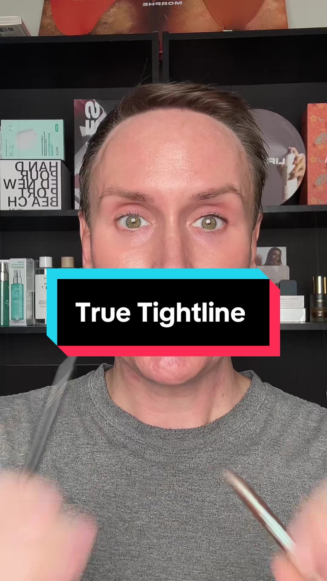 @Mister.makeupartist (Trevor)