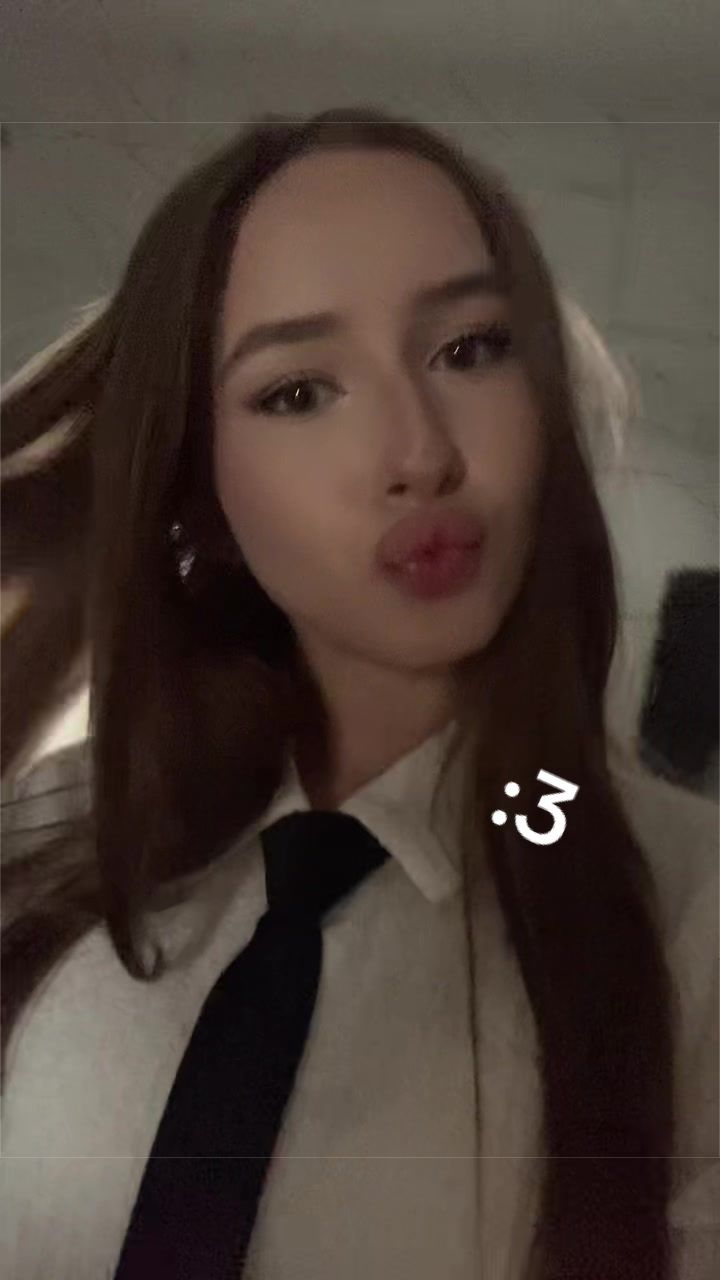 @thereisnoplaceforhoeshere