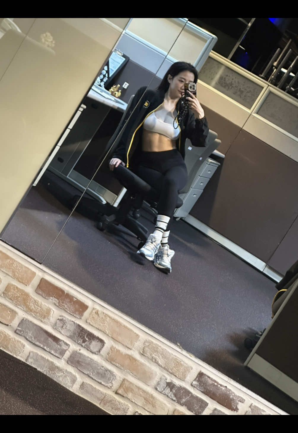 @camila_97024