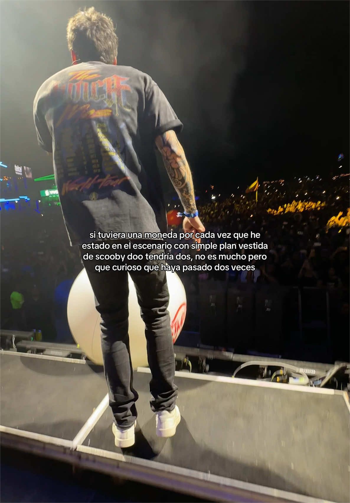 @⊹.⋆alex⋆.⊹