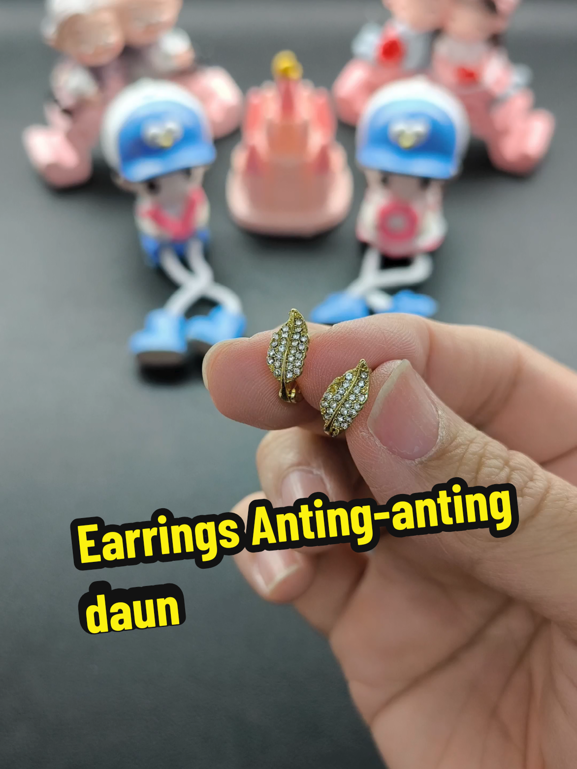 @FashionForUshop