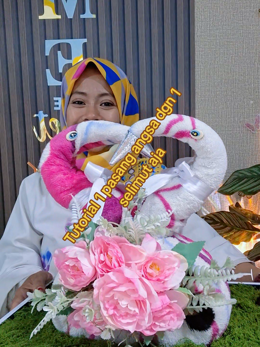 @Siti Fatimah|Gift Box
