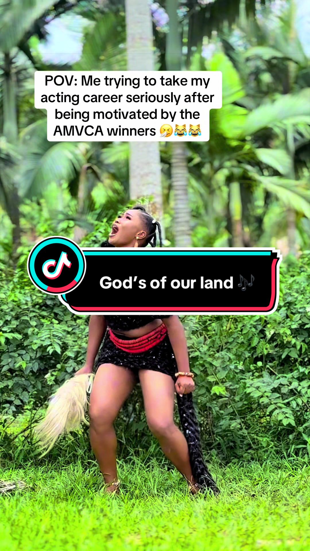 @E_VA vibes ❤️🔥🤍🖤