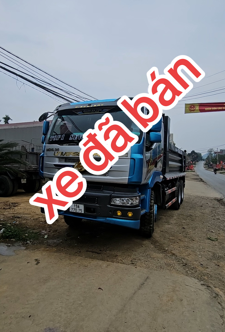 @Hu&acirc;n Xe T&agrave;u