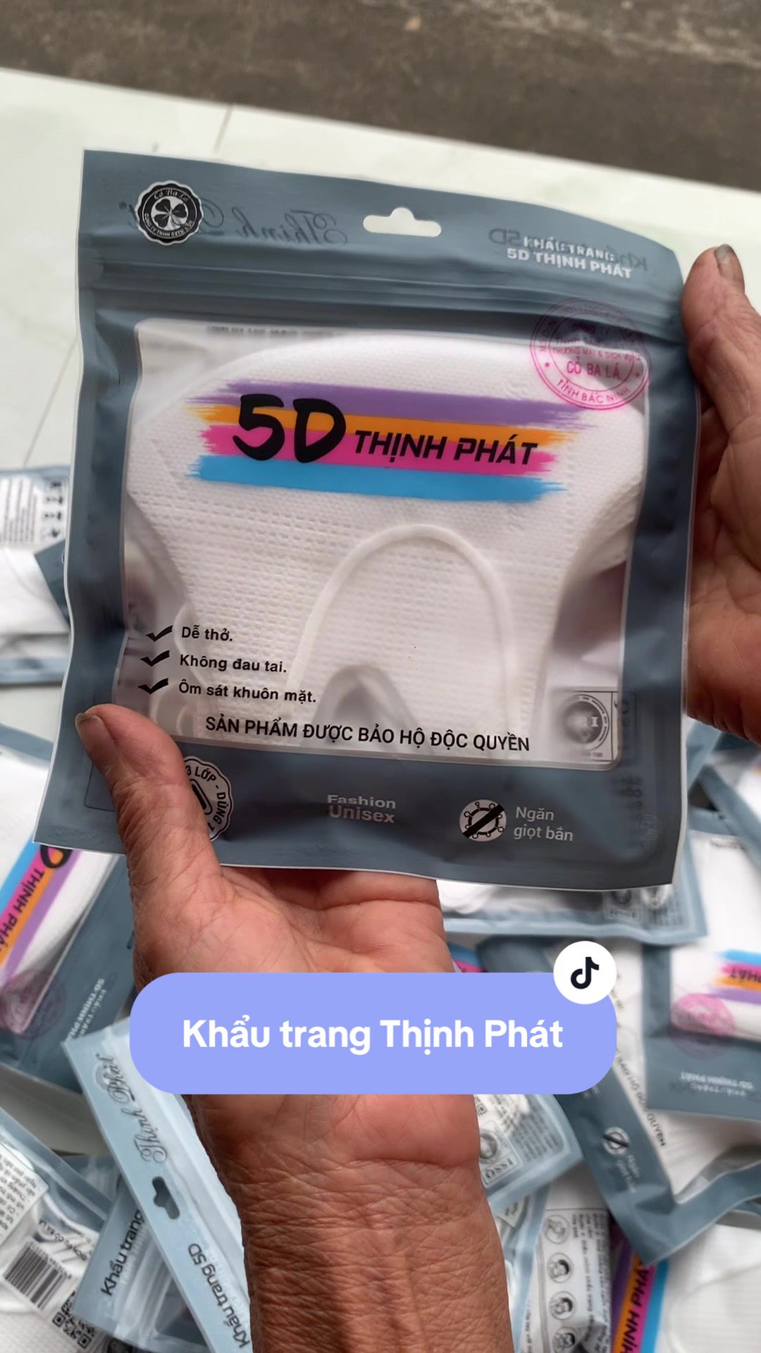 @Cụ bà phong cách