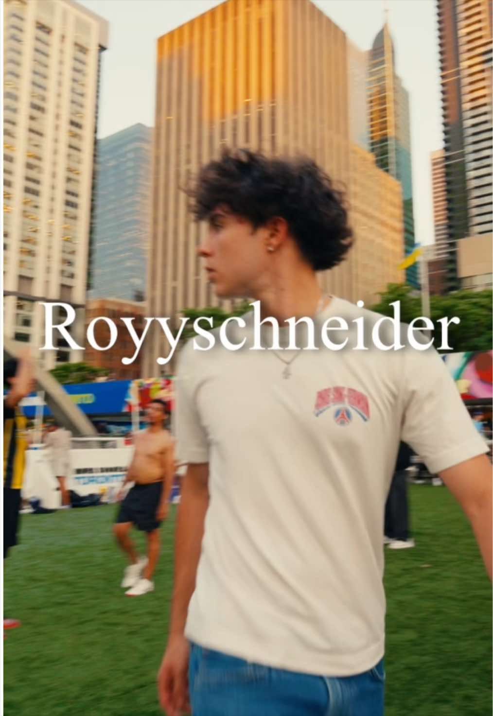 @Royyschneider