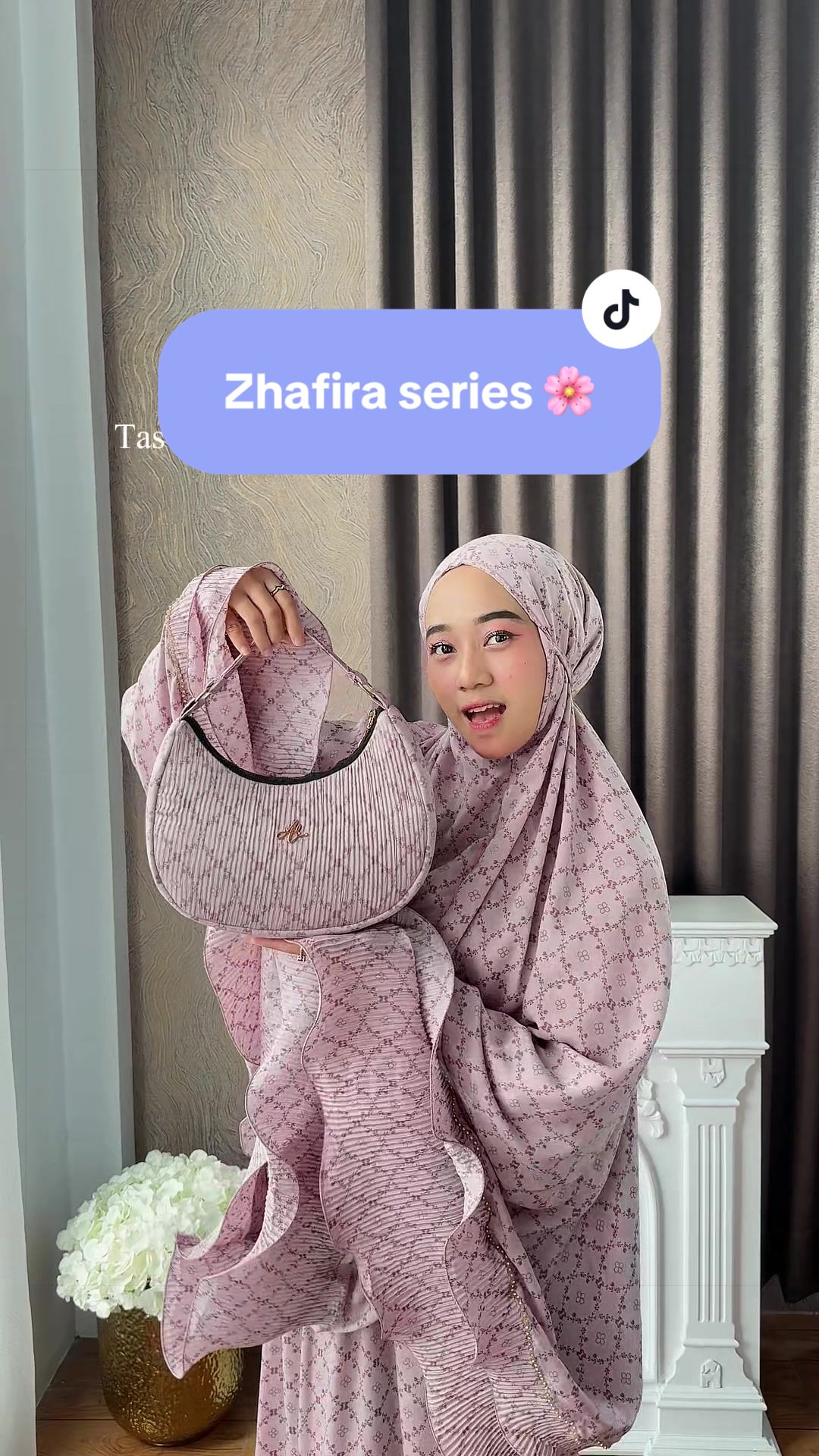@Alluna
