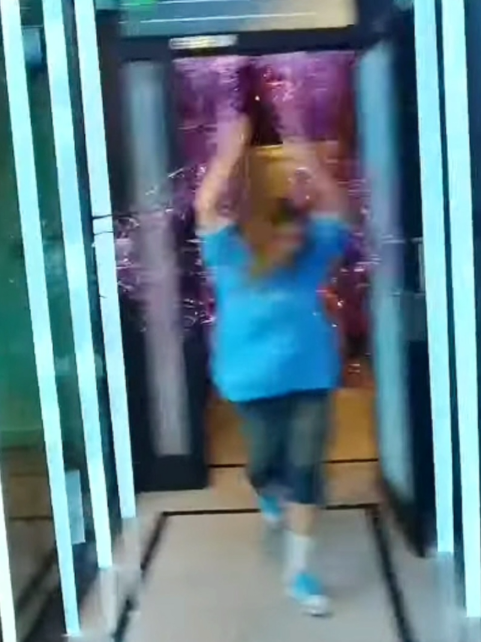 @koozee4
