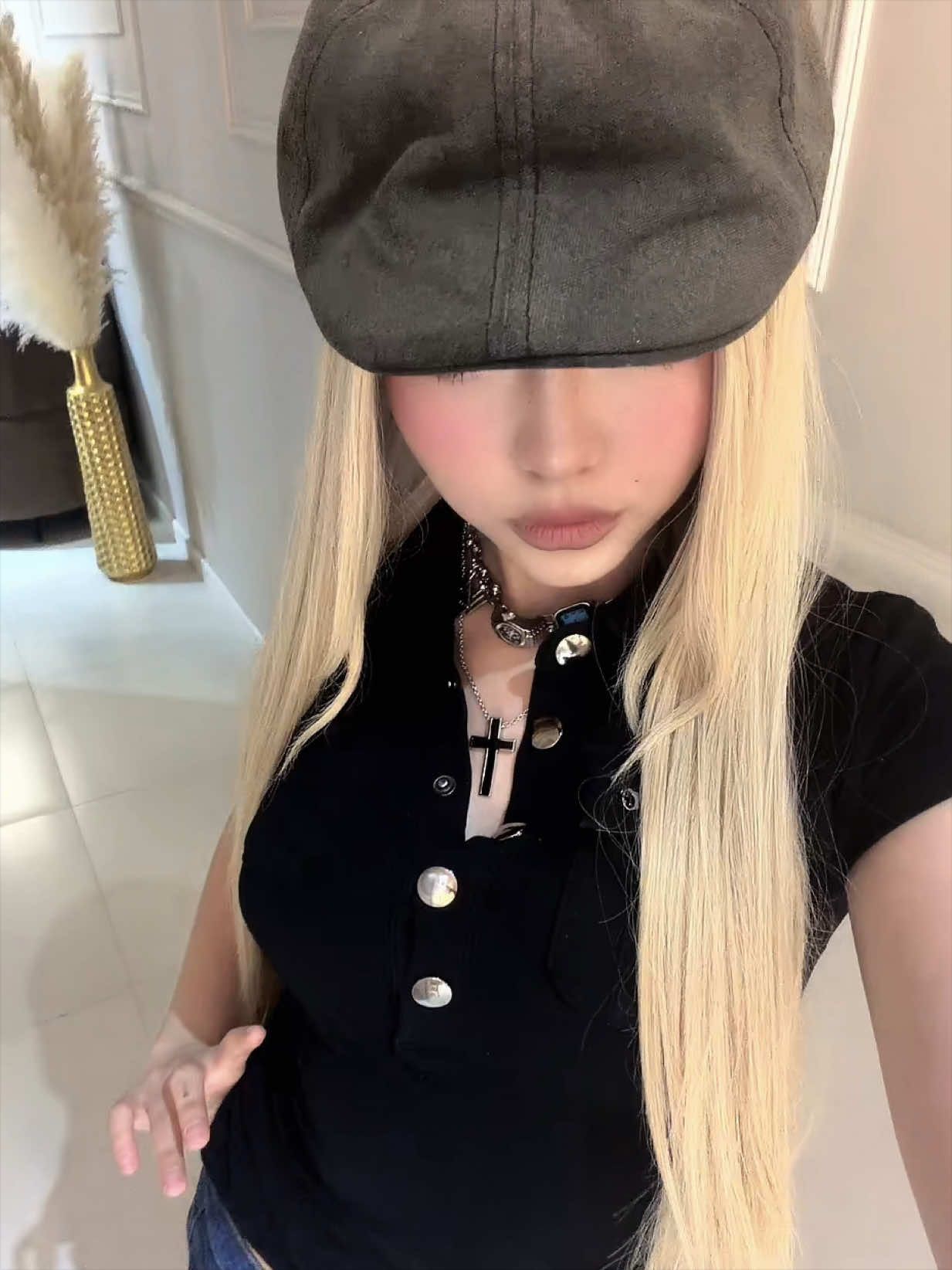 @Tenlikova