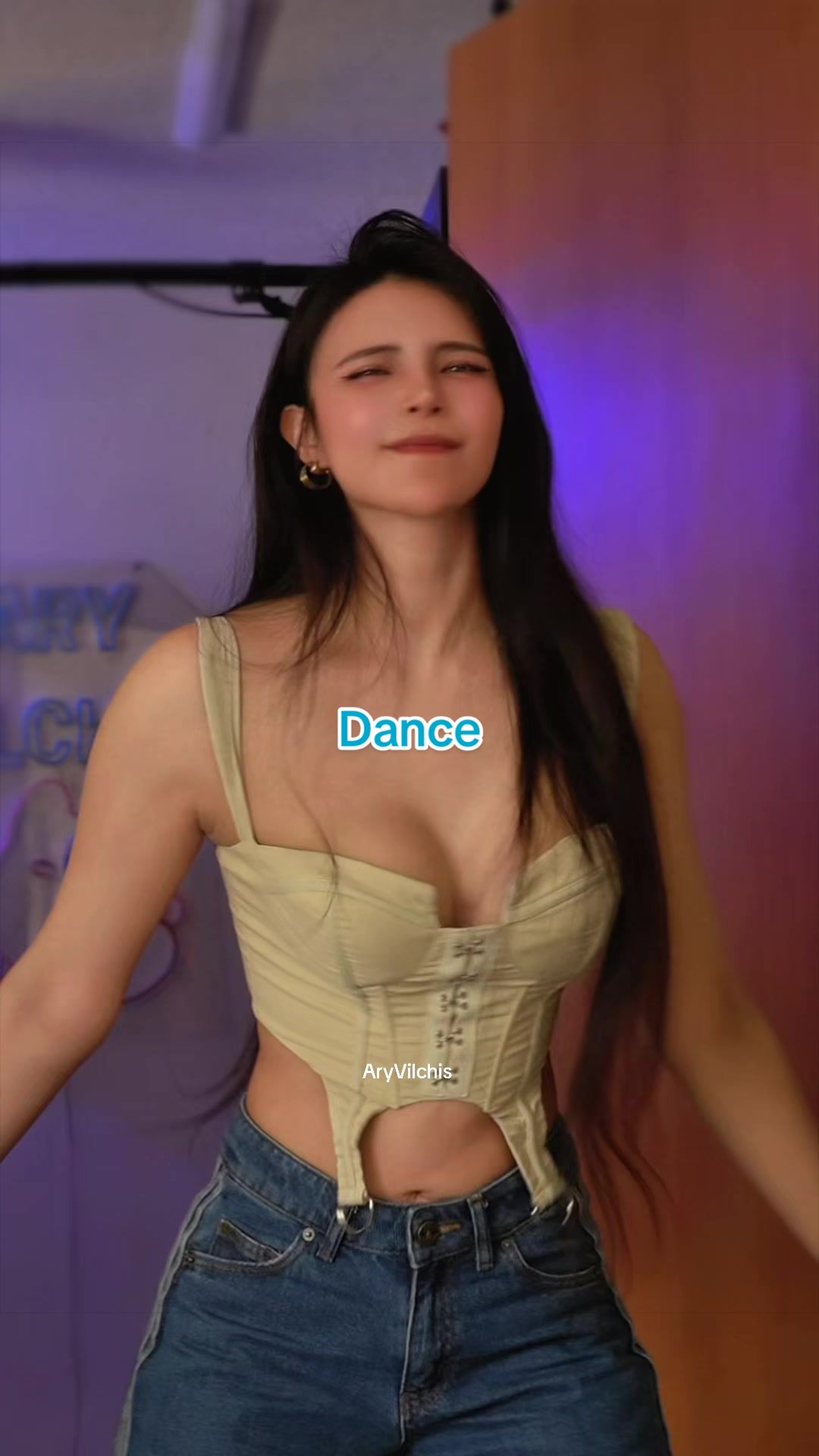 @Ary Vilchis