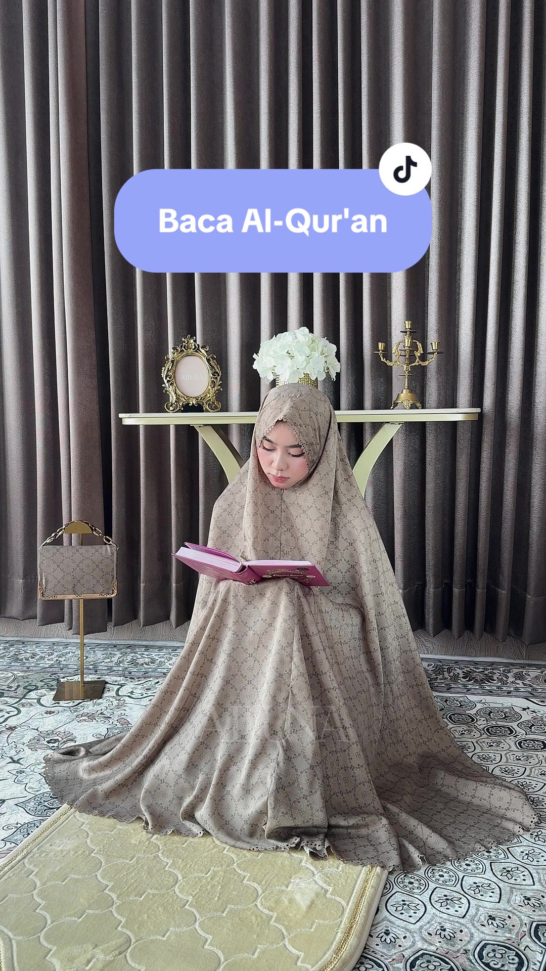 @Alluna