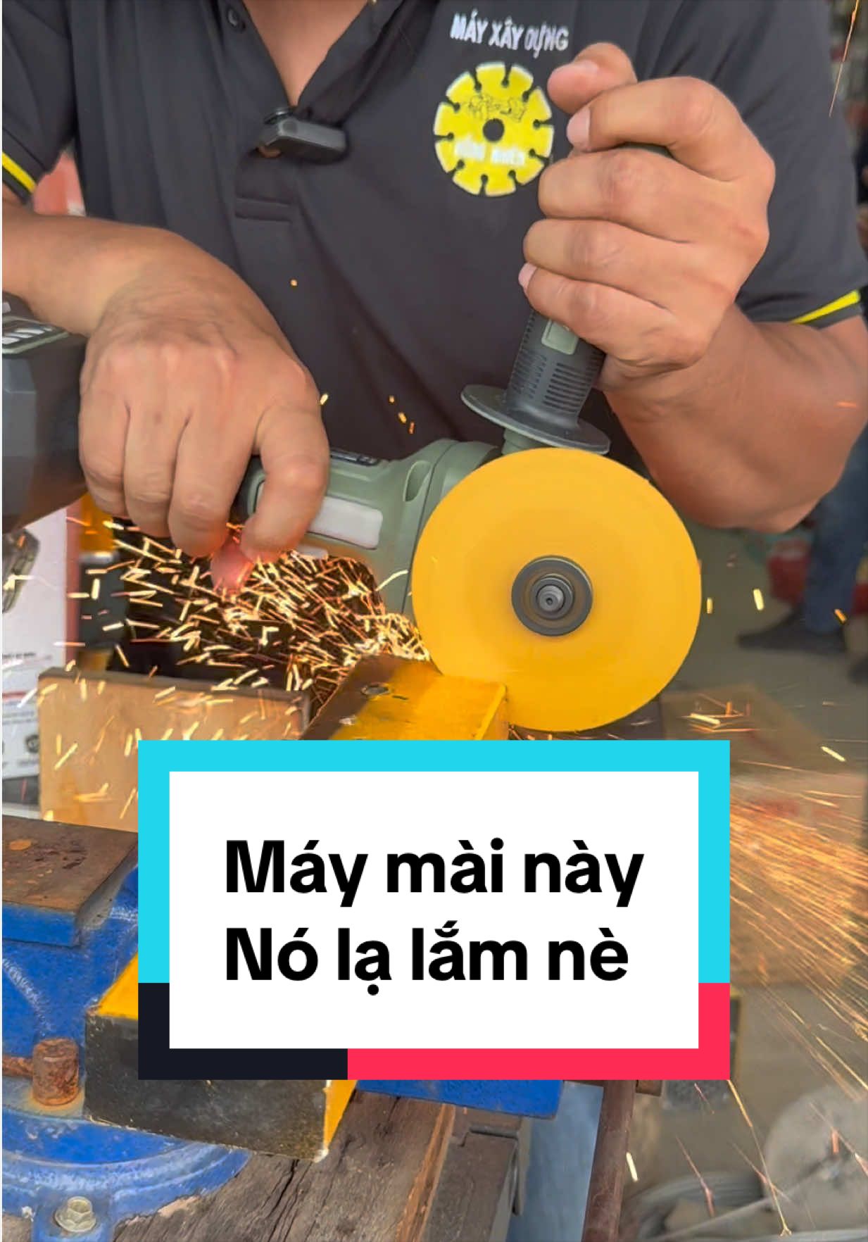 @Máy xây dựng Hồng Nhiên