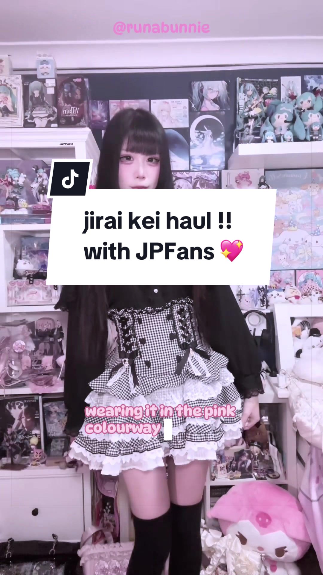 @runa ᜊ( ' ⩊ '𖦹)ᜊ