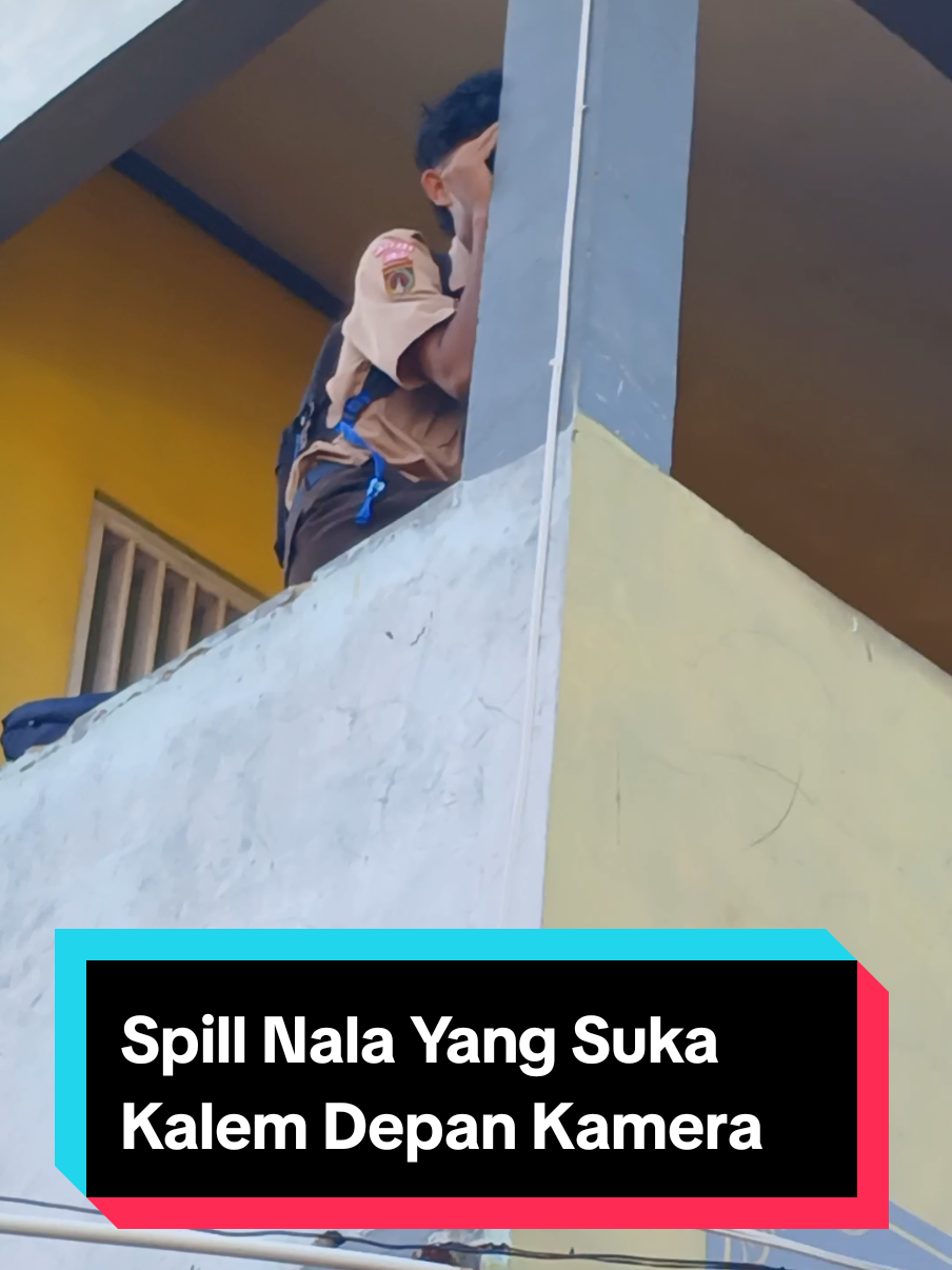 @Galeriku_di_Sekolah