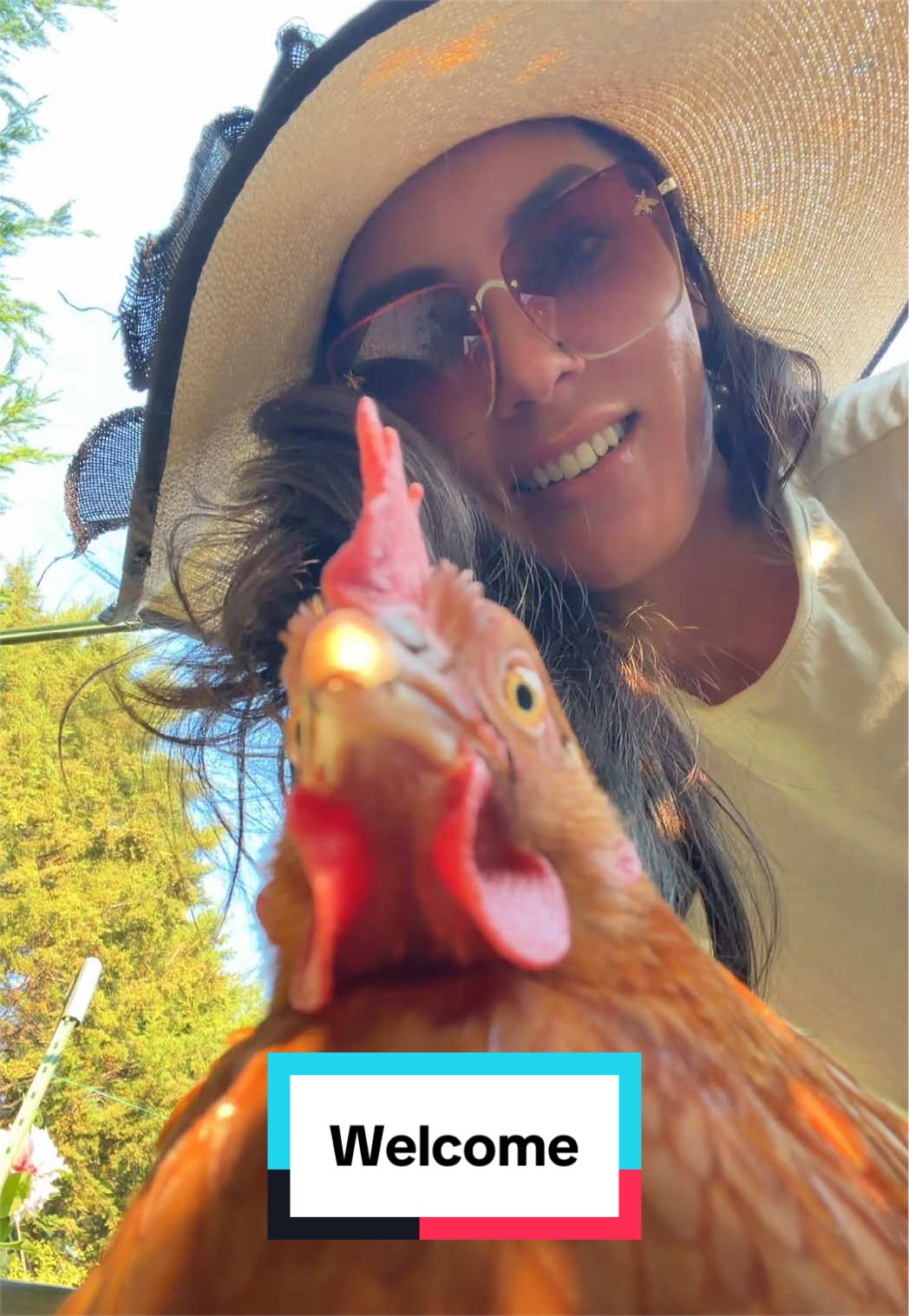 @Ava Dahlia 🇨🇦👩&zwj;🌾✌️