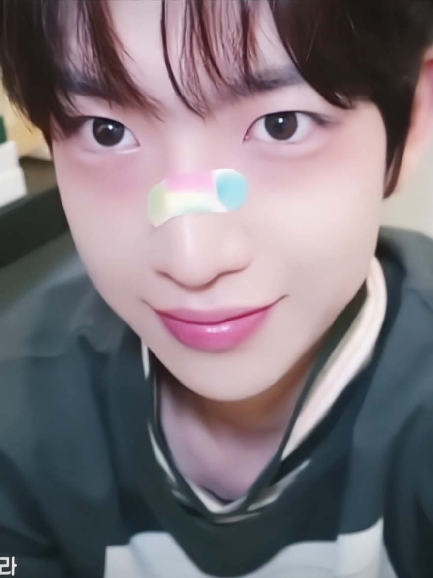 @ʰʷᵃᶻ 𝗓 𐰁 .ᐟ on hiatus ㅠㅠ