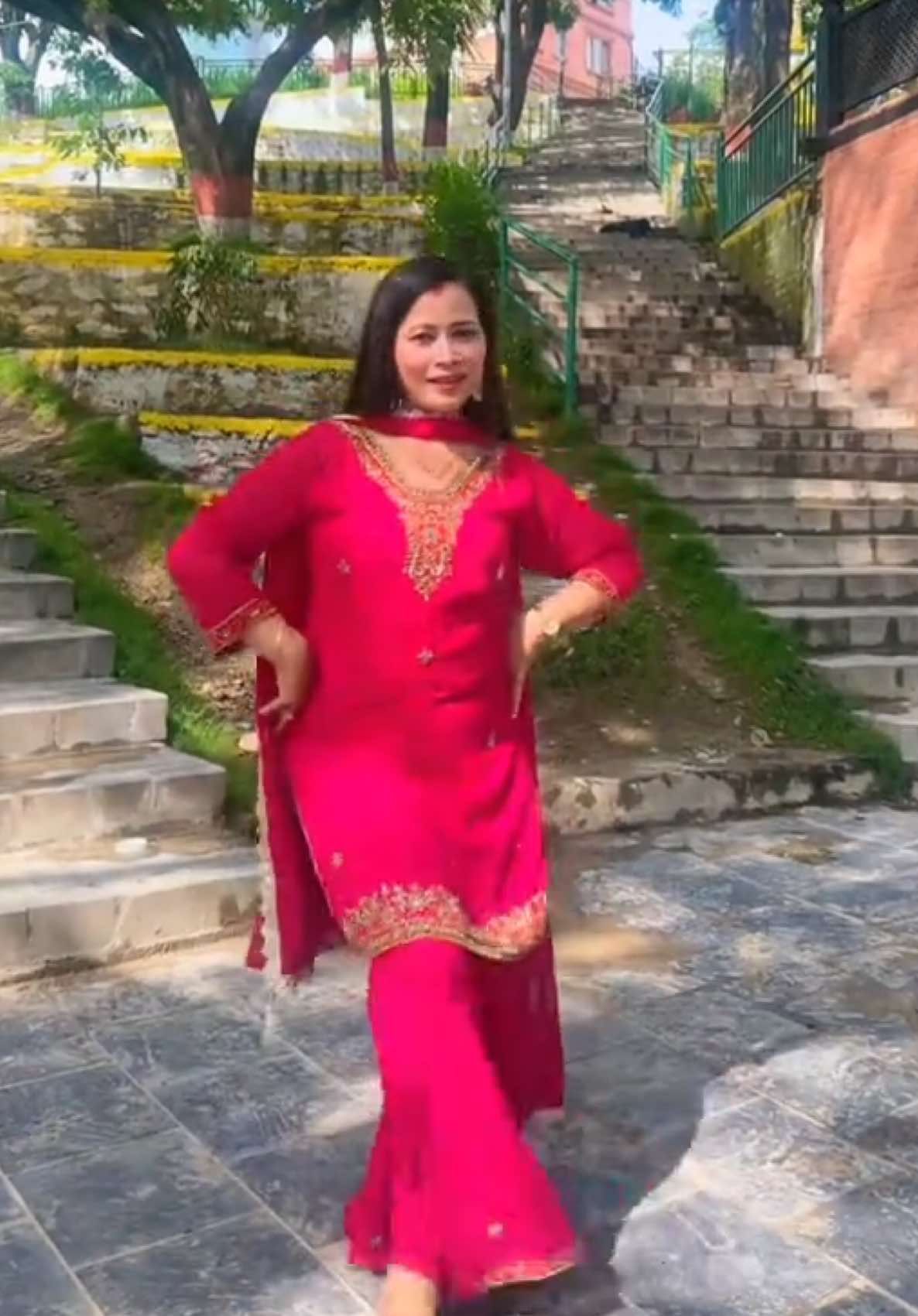 @saru lama🧿
