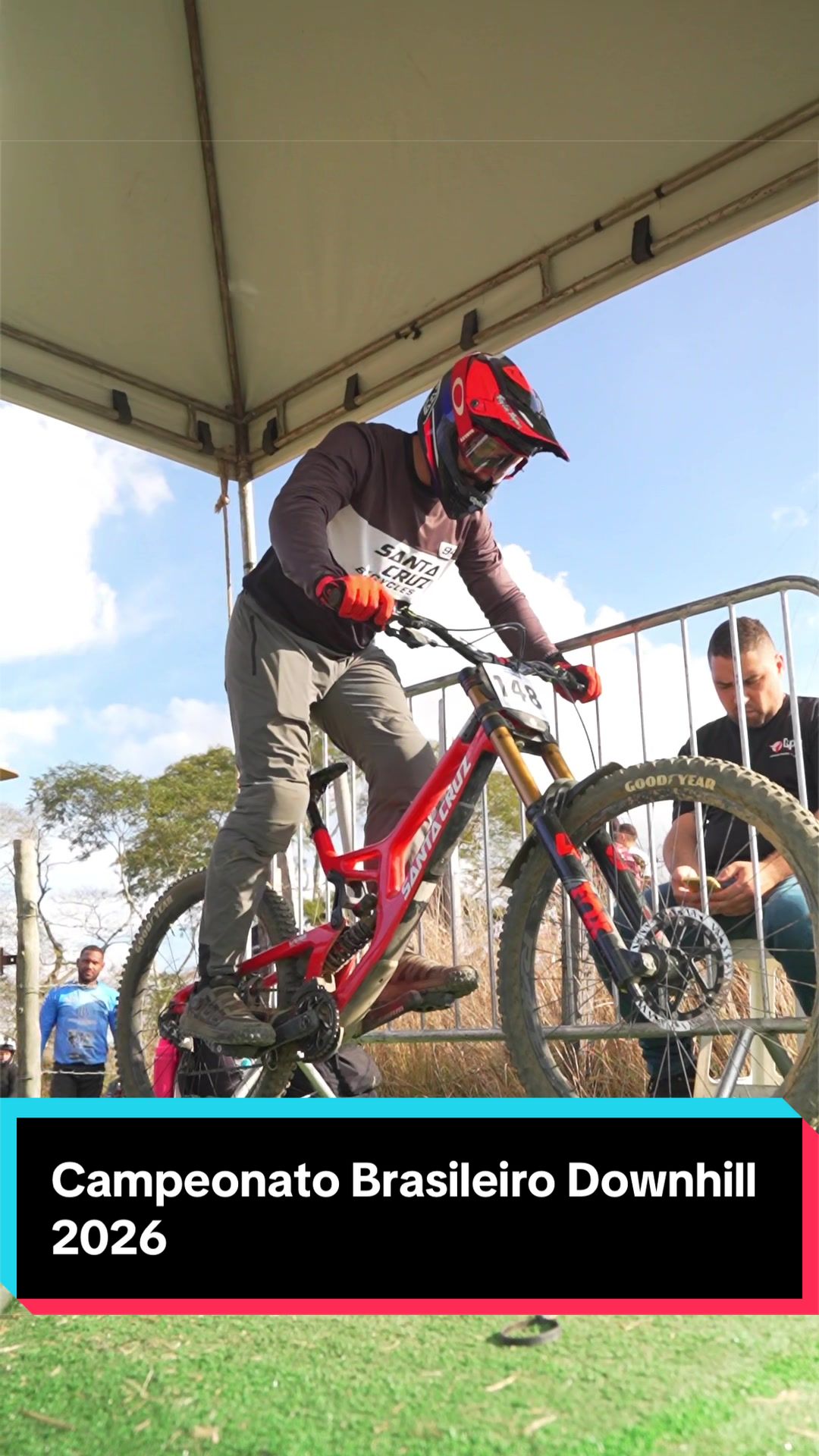 @Kevin Angelo / Downhill-Enduro