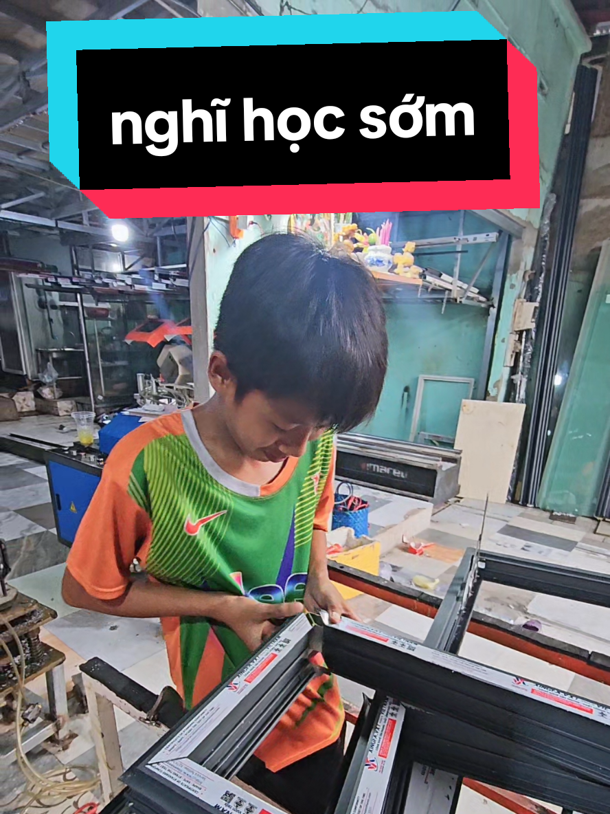 @THẰNG THỢ ĐỤNG