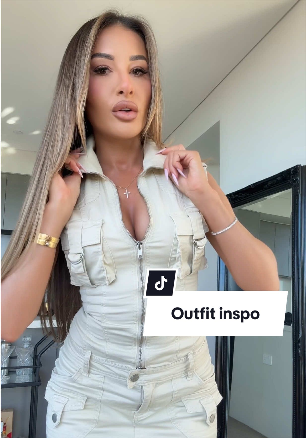 @SARAHEMILIAOFFICIAL