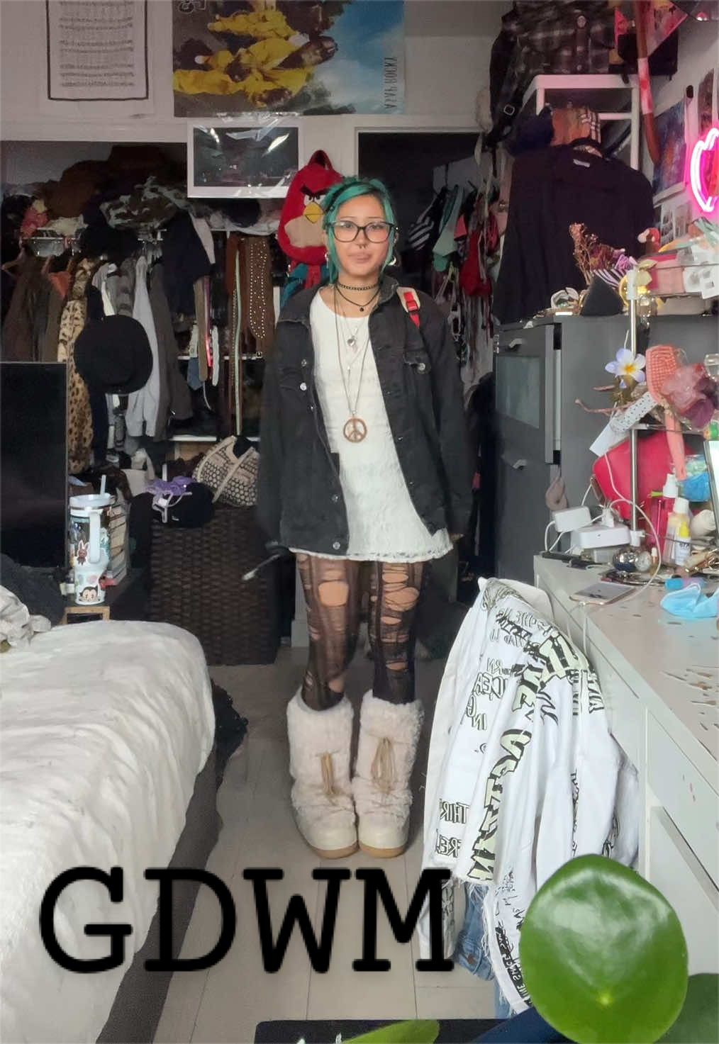 @ᗰᗩᖻᗩᑕᕼᗩᑕᖇᗩ