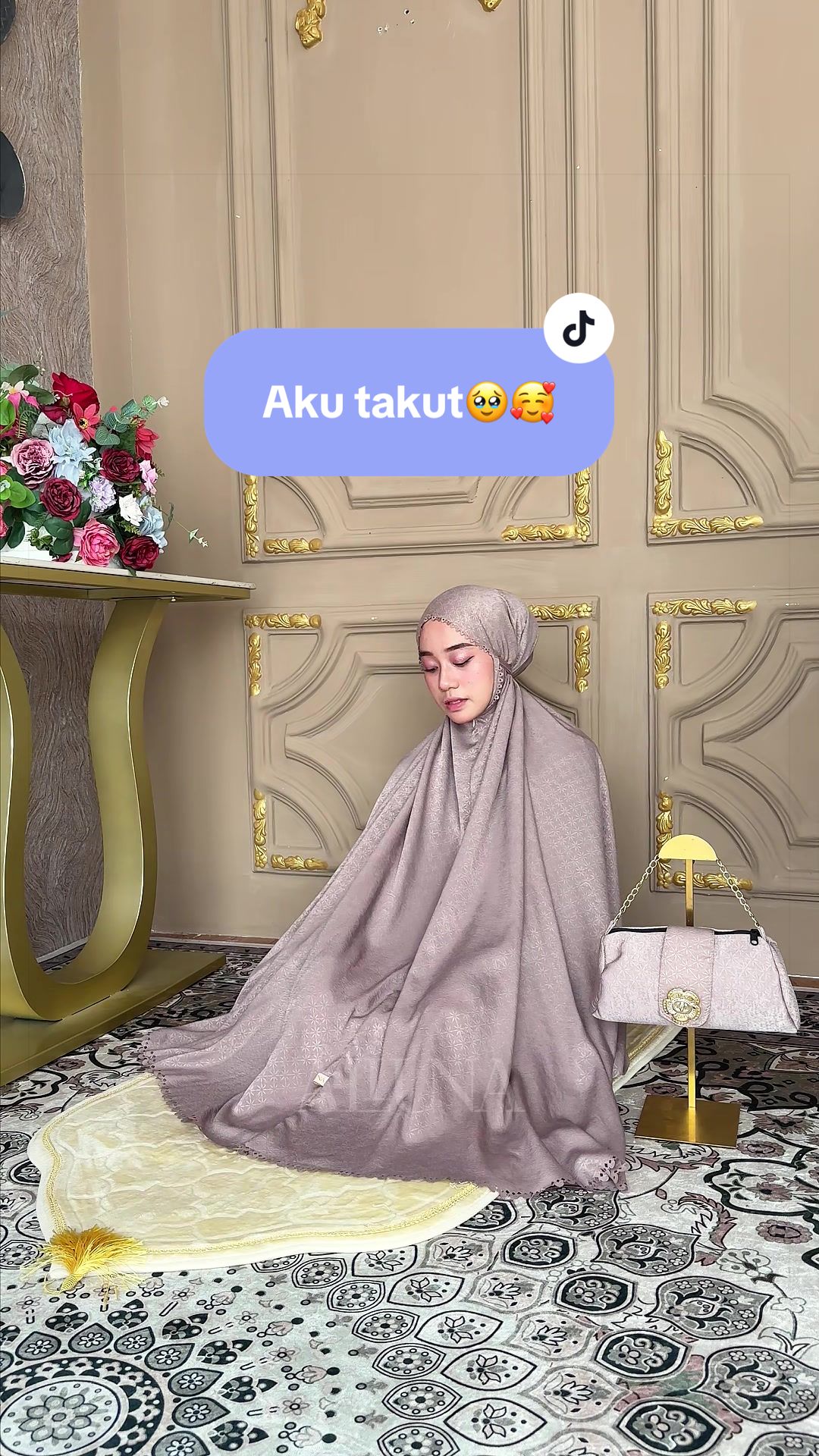 @Alluna