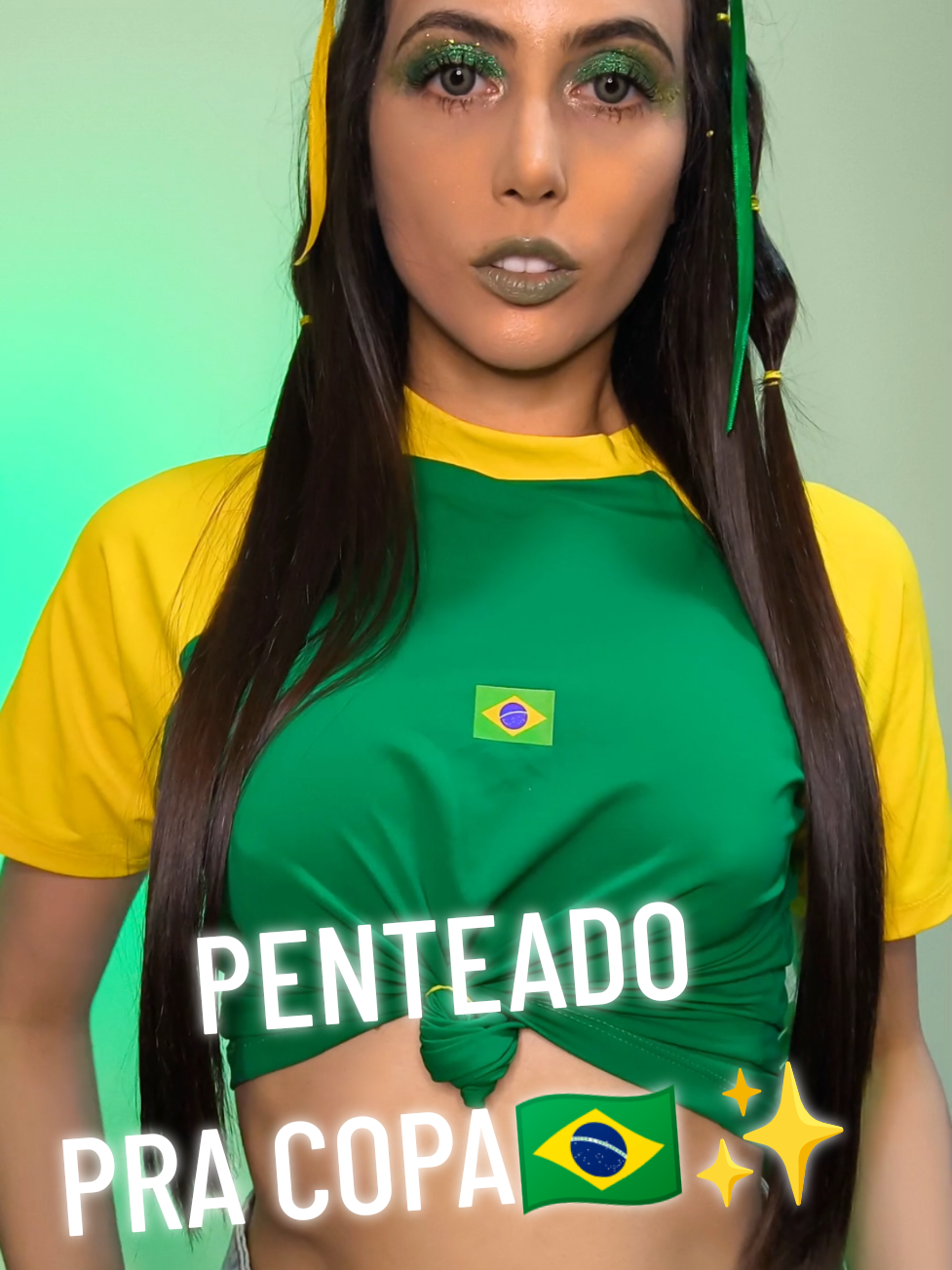 @Anna Tha&iacute;s