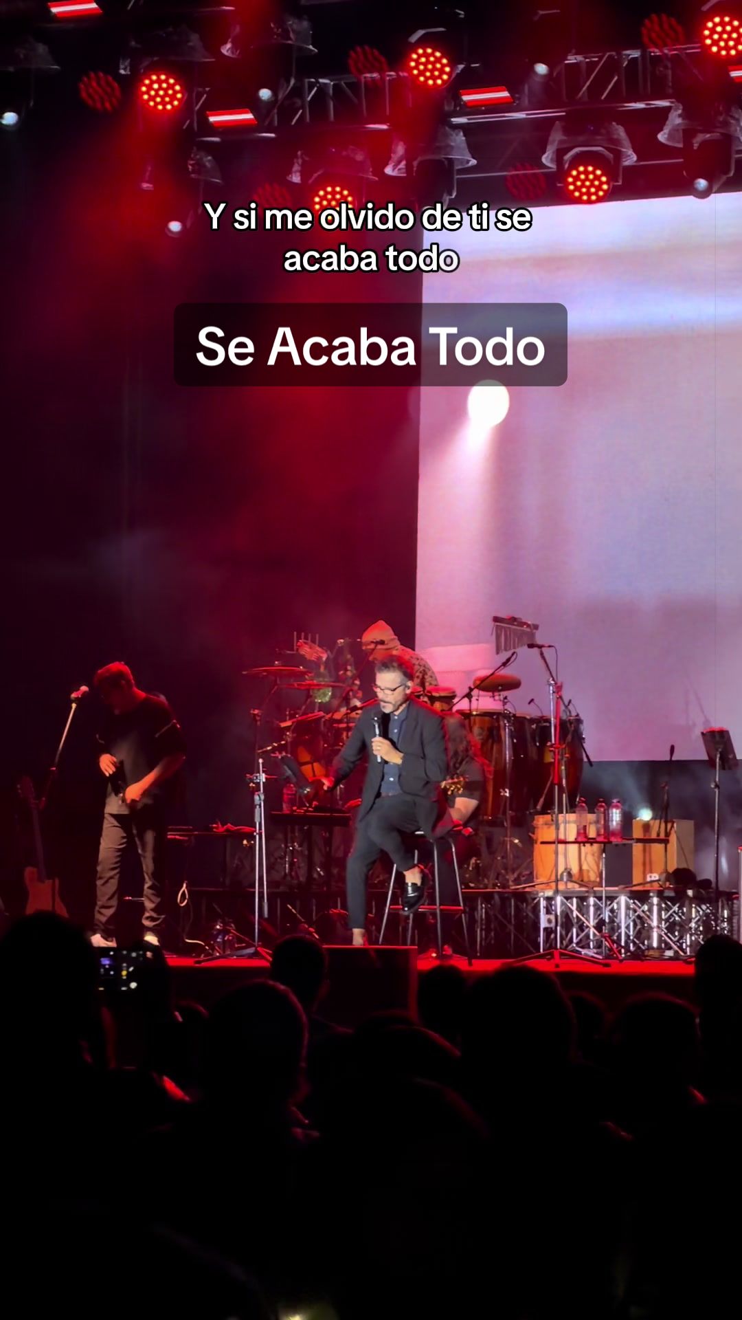 @Jesús Adrián Romero