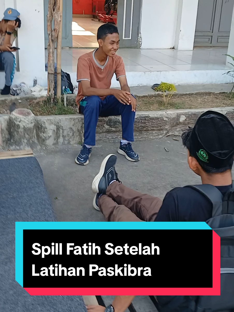 @Galeriku_di_Sekolah