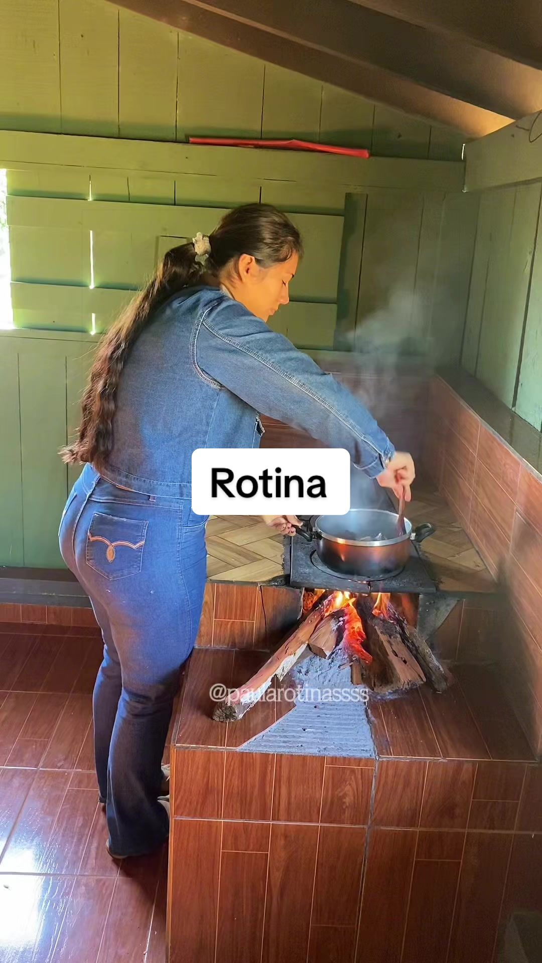 @PAULA MENDES